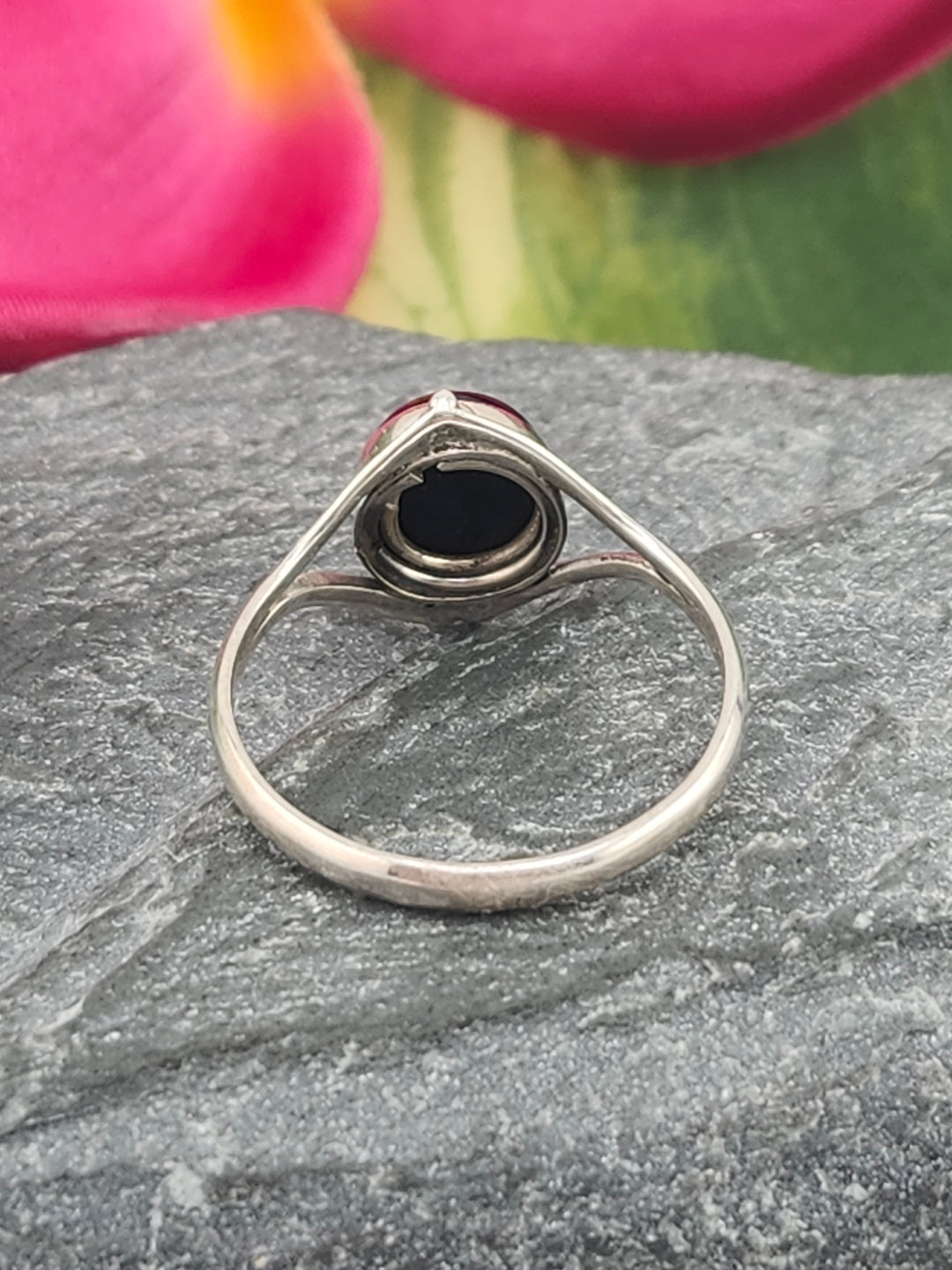 Black Onyx and 925 Sterling Silver Ring - Size 7