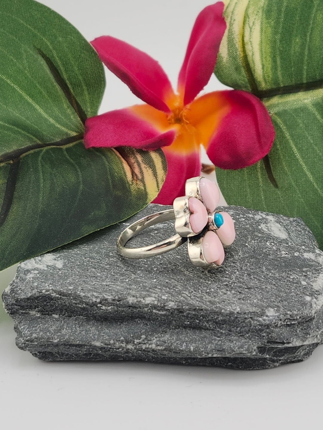 Queen Conch and Turquoise Heart Flower Ring Size 7