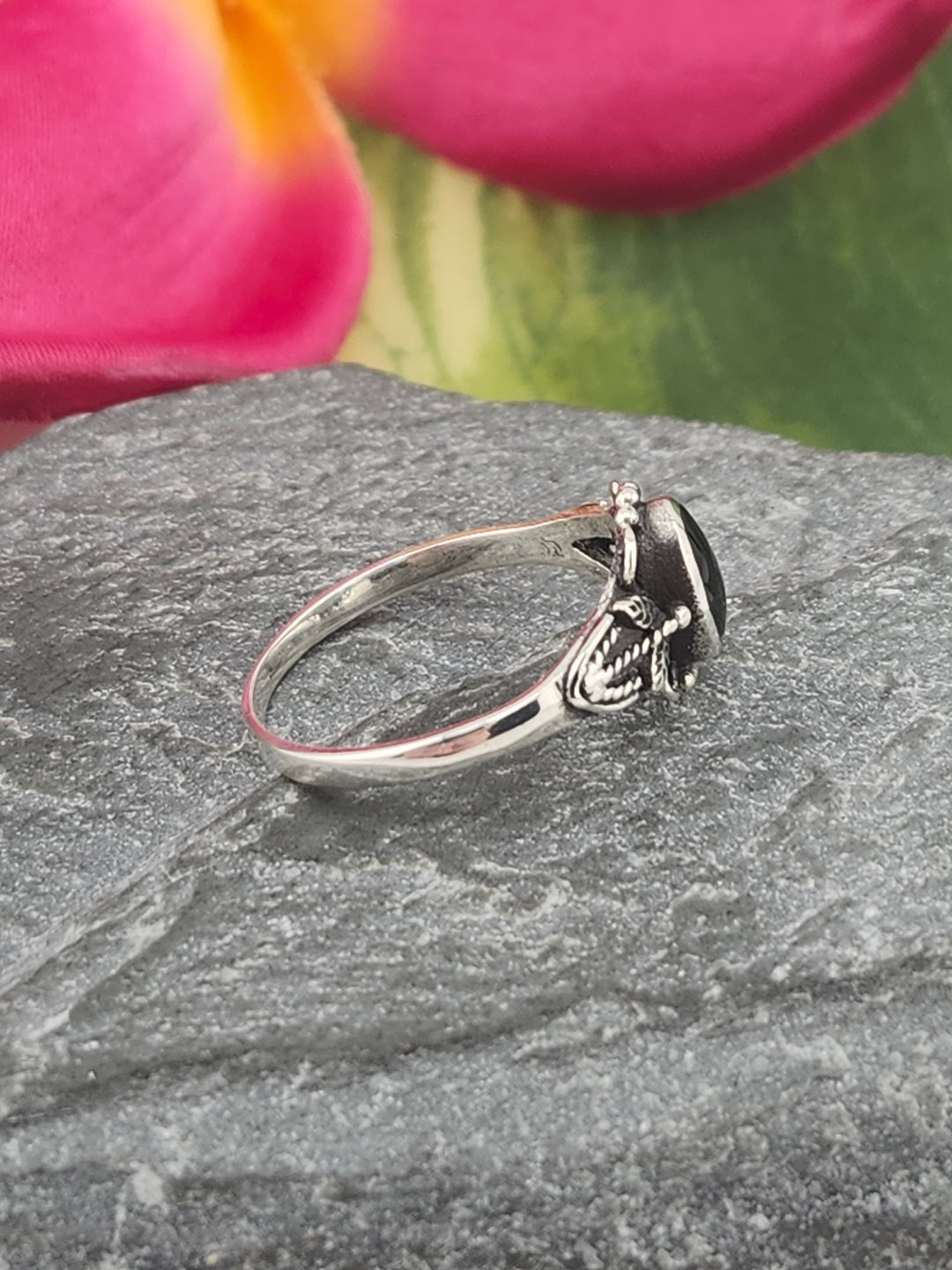 Black Onyx and 925 Sterling Silver Ring - Size 5.5