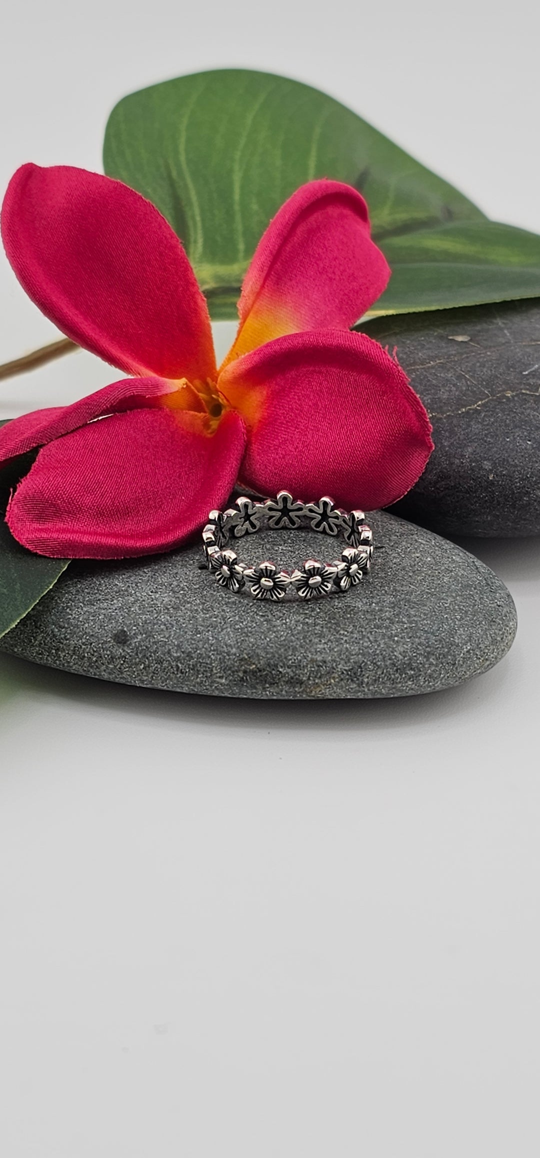 Flower Band Ring