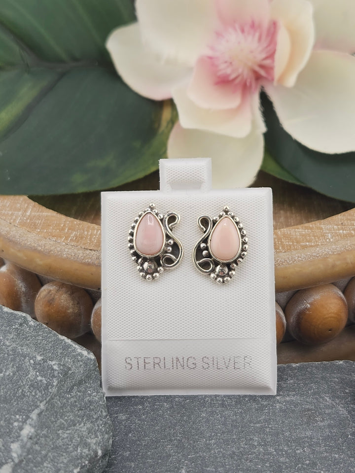 Southwest Queen Conch Post Back Studs