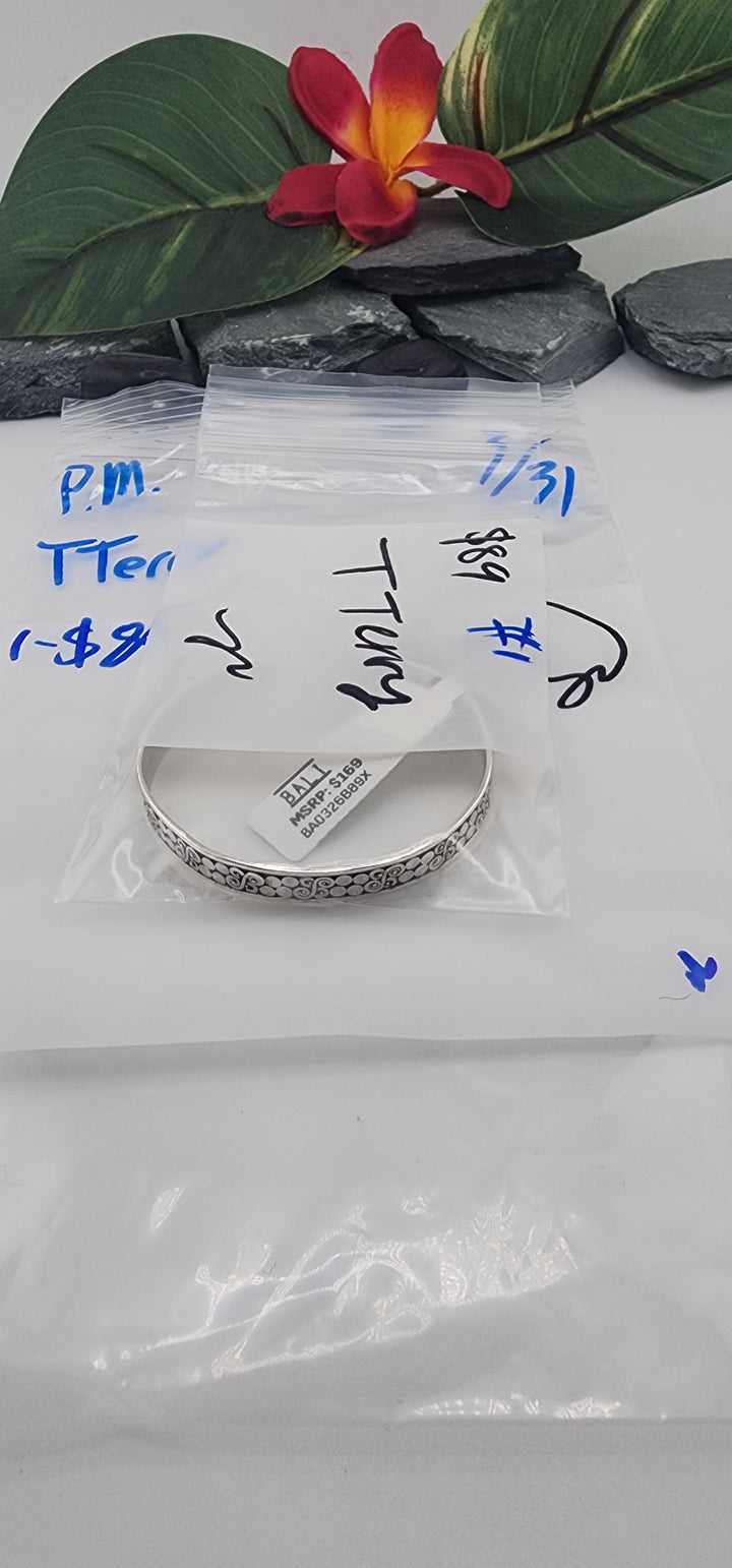 TTerry - 3/31/26 - 1 925 Sterling Silver Items