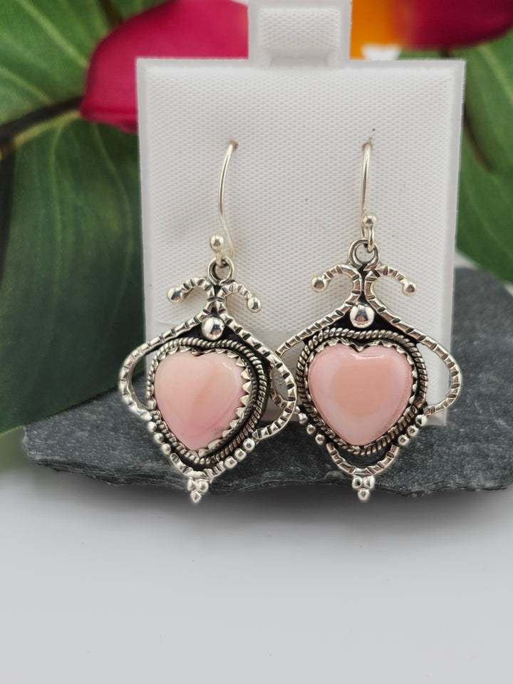 Queen Conch Dangle Earrings