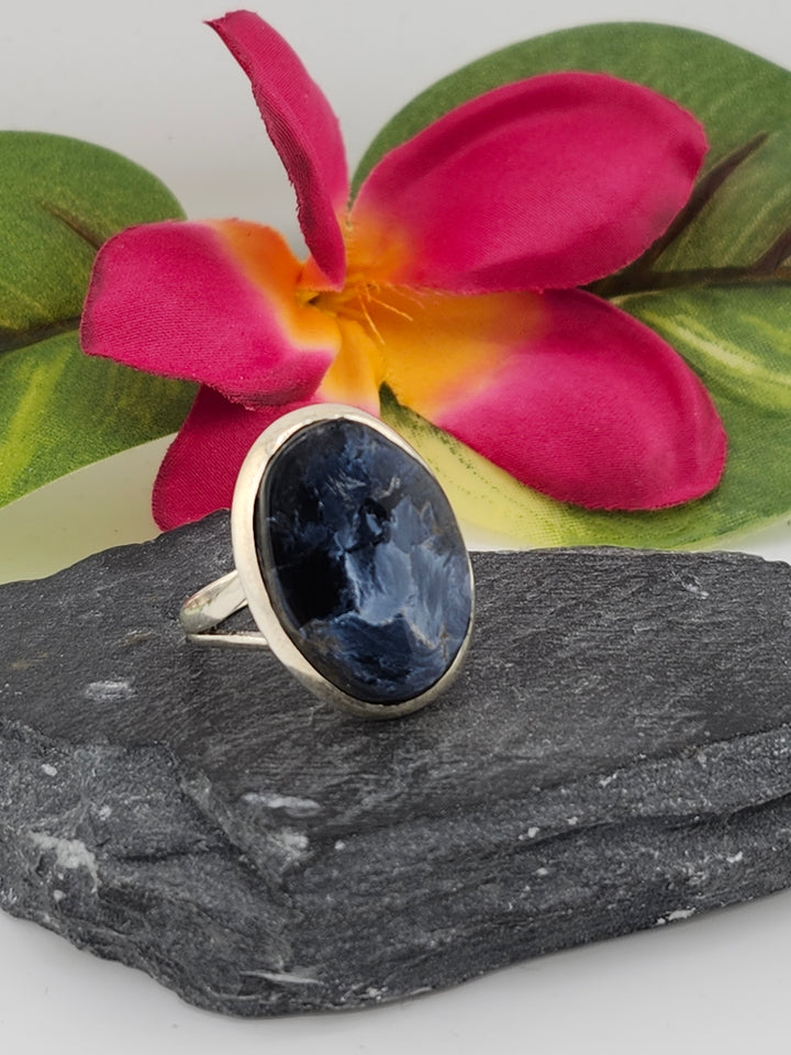 Petersite Ring in sterling silver 925 size 9.5