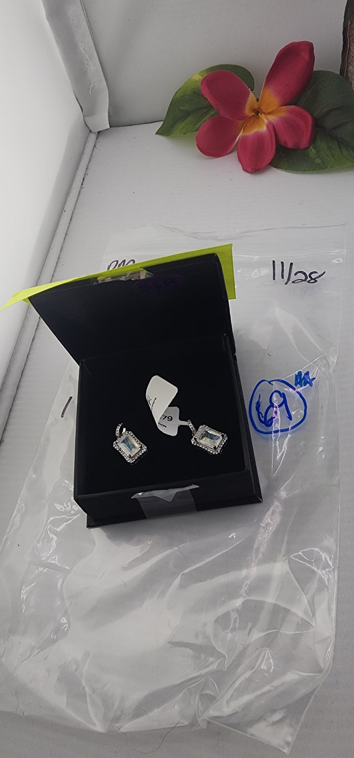 PM SHOW 48HR - RESERVED FOR: Lisa Bridges - 11/28/2025 tiktok Live Show - 1 Sterling Silver Items
