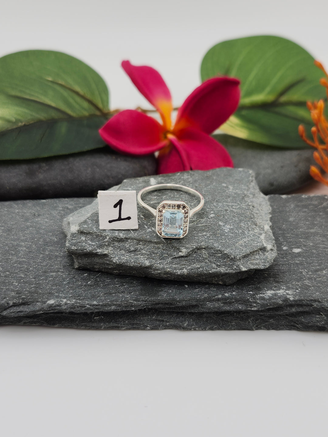 RESERVED FOR: Sally Busher   -11/27/2024 - 1 Sterling Silver Items