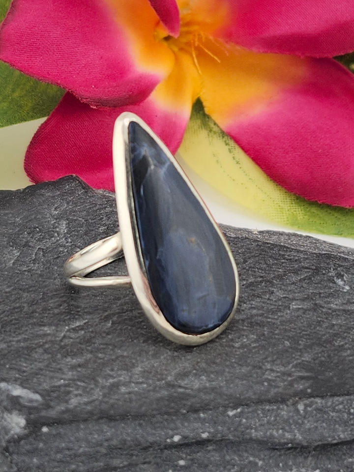 Petersite Ring in sterling silver 925 size 5.25