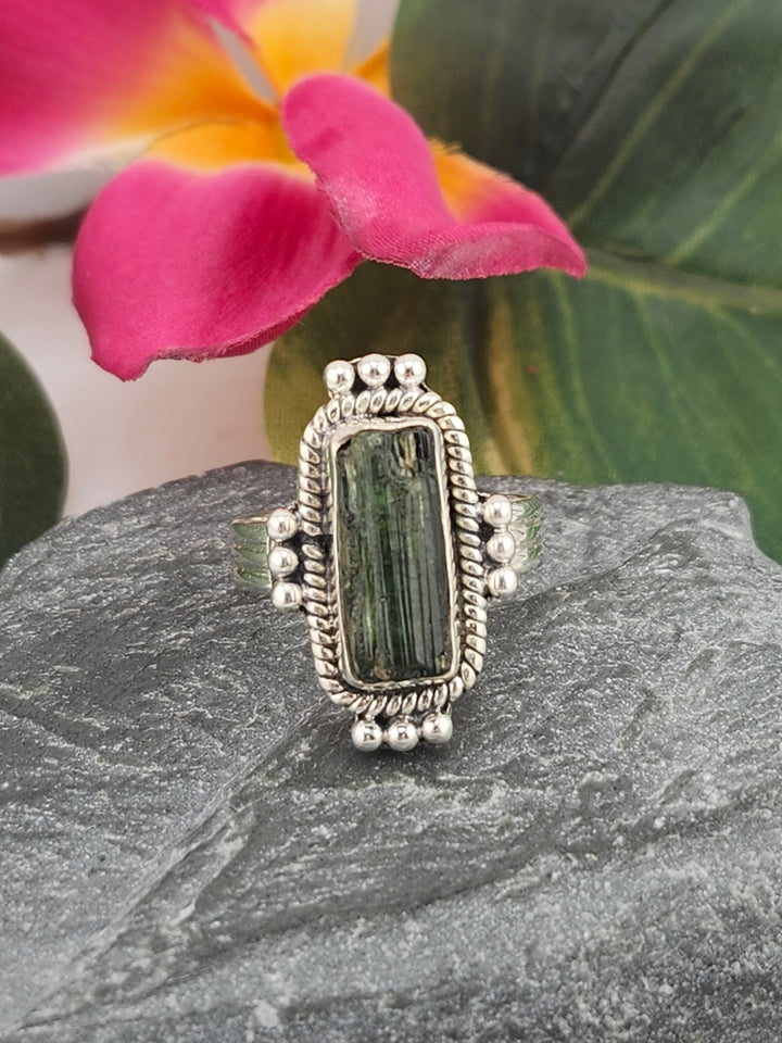Raw Green Tourmaline and 925 Sterling Silver Ring - Size 6.75