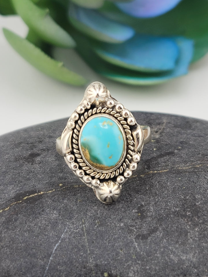 Kingman Turquoise and 925 Sterling Silver Ring - Size 6