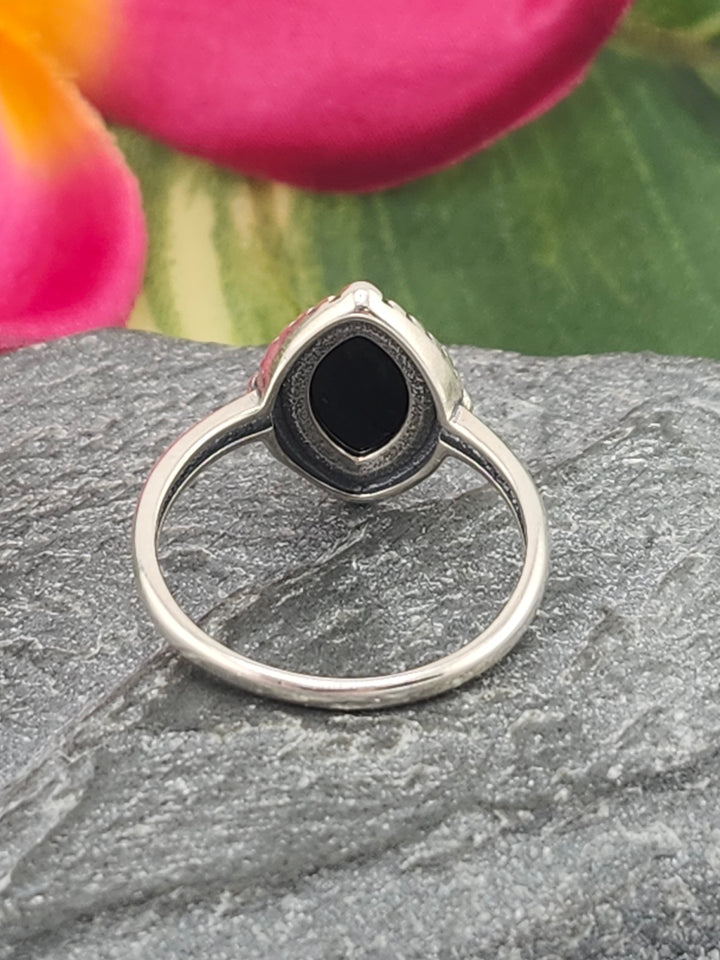Black Onyx and 925 Sterling Silver Ring - Size 6.5