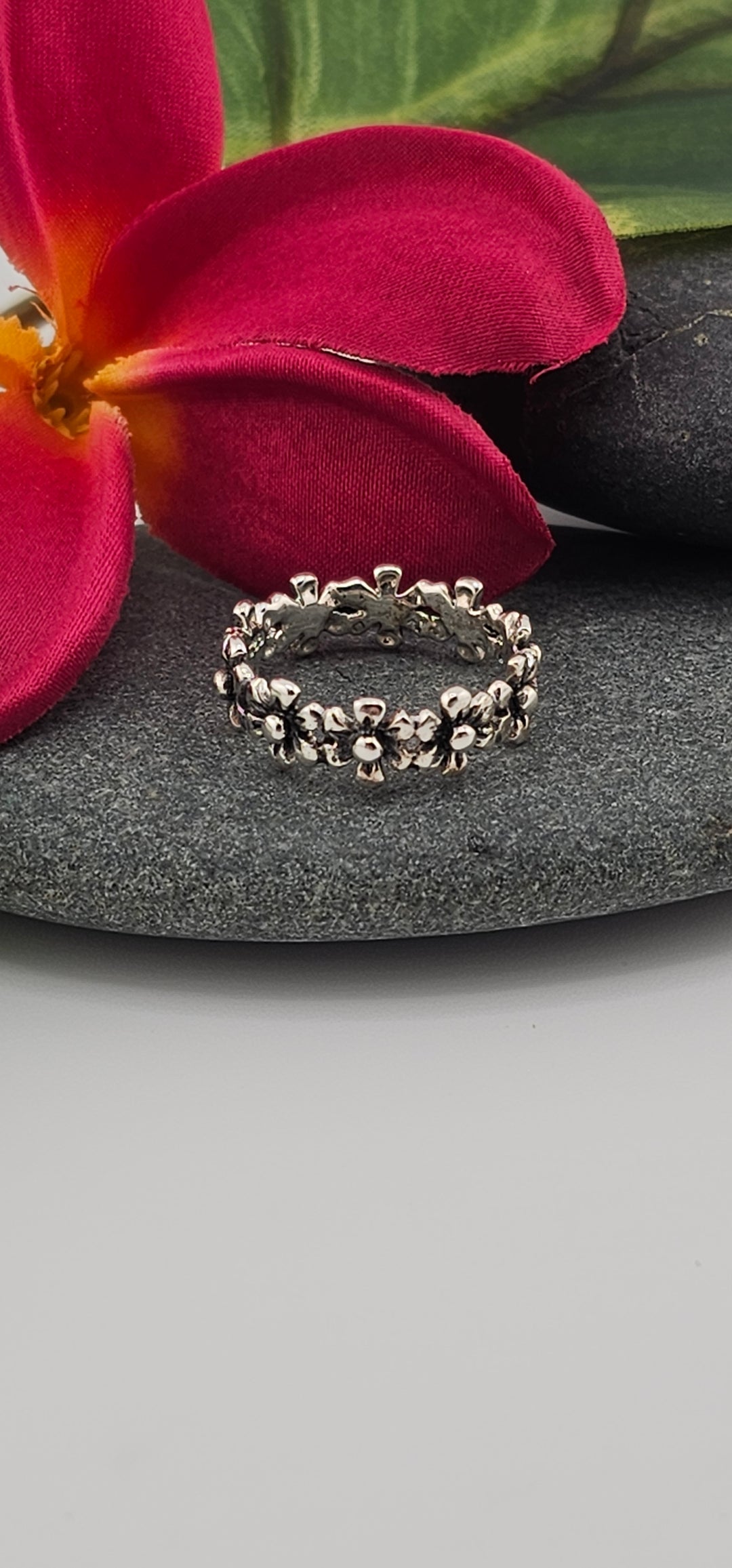 Flower Band Ring