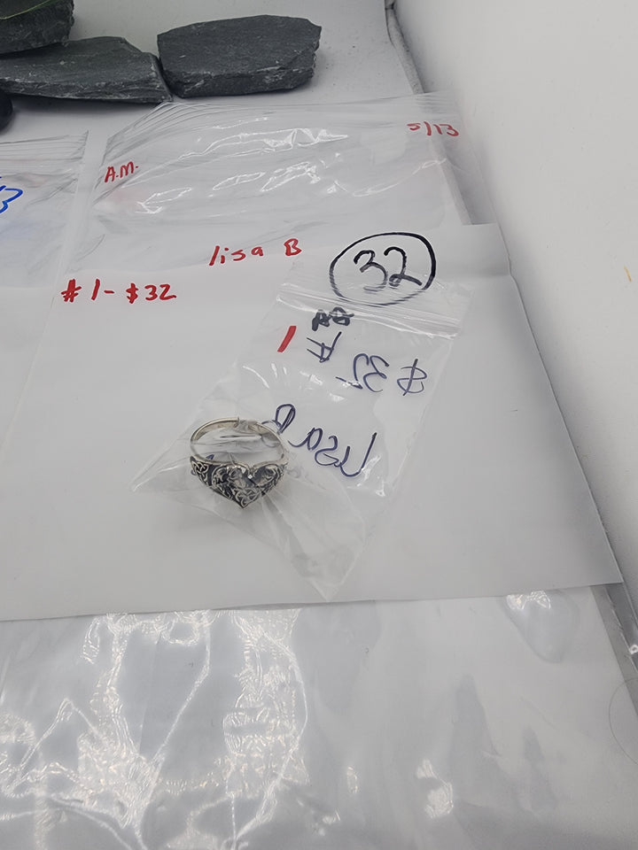 lisa b - 5/13/26 - 1 925 Sterling Silver Items