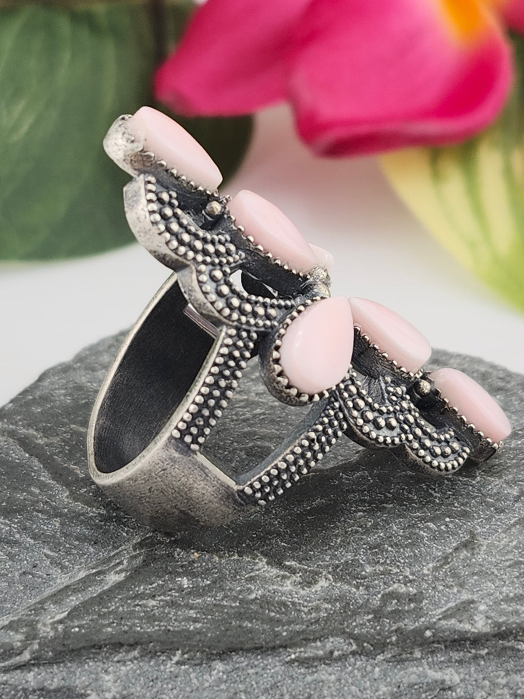 Queen Conch Shell and 925 Sterling Silver Ring - Size 9