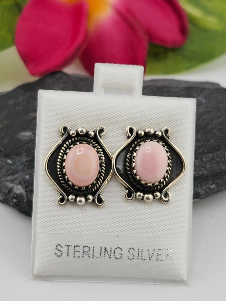 Queen Conch Stud 925 Sterling Silver Earrings