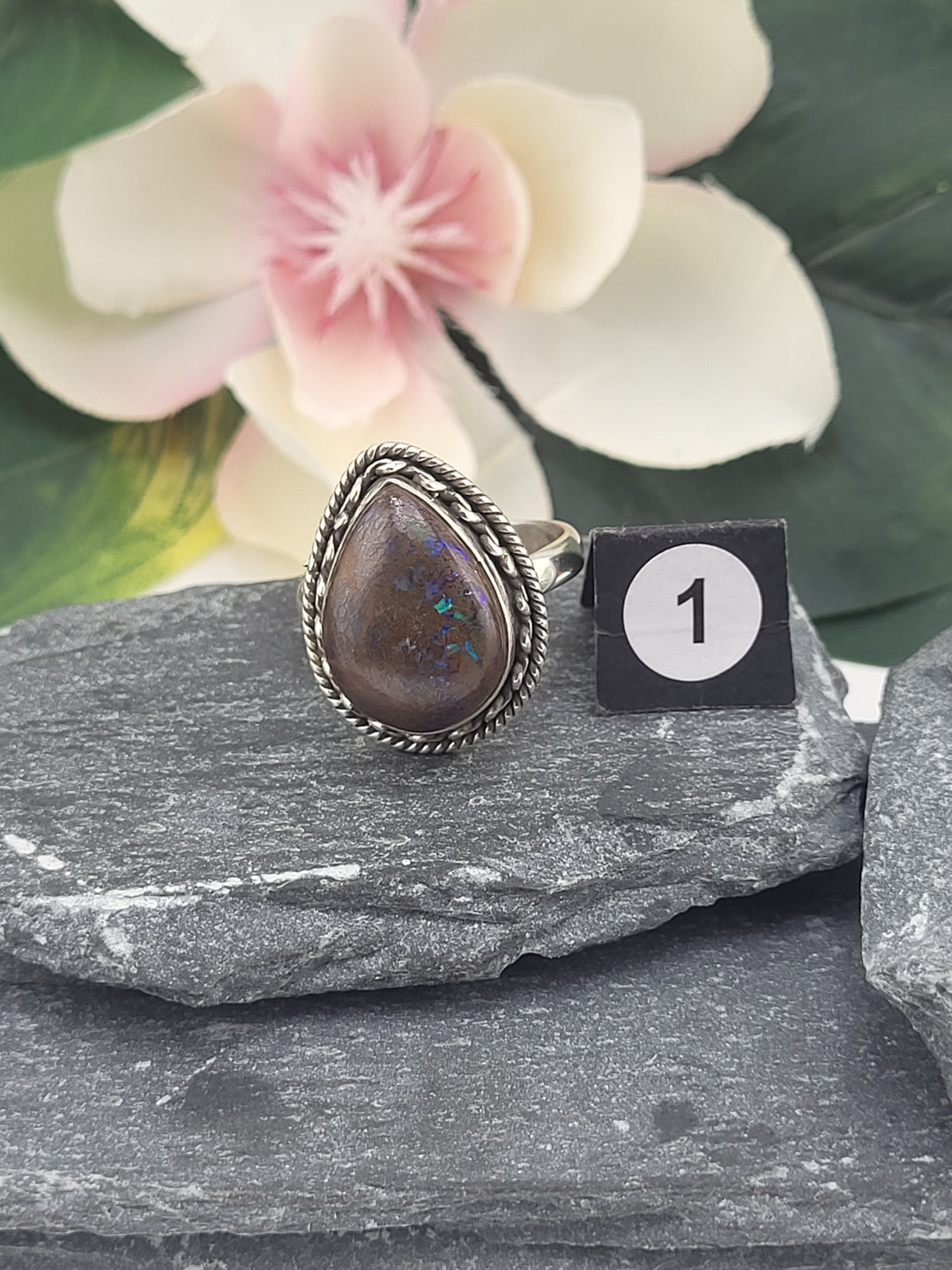 RESERVED FOR: teikerisiway - 1/5/2025 - 1 Sterling Silver Items