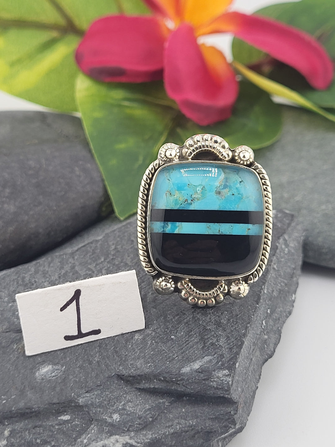 RESERVED FOR: xena1966k66 - AM Show -1/1/2025 - 1 Sterling Silver Item