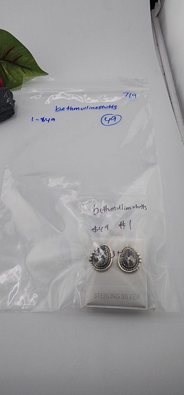 AM SHOW 48HR - RESERVED FOR:  bethmullinsstutts- 7/9/2025 FL tiktok Live Show - 1 Sterling Silver Items