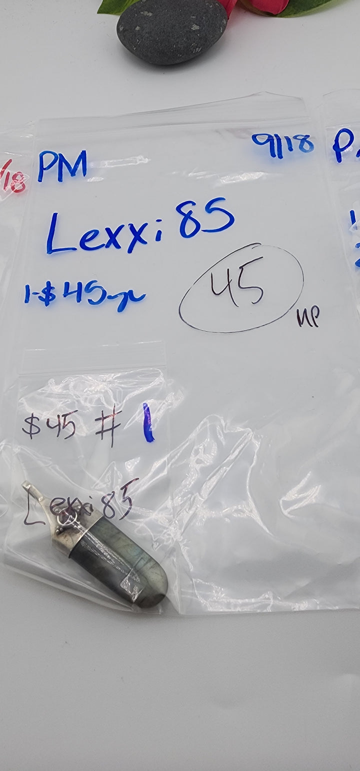 PM SHOW 48HR - RESERVED FOR: Lexxi85 - 9/18/2025 FL tiktok Live Show - 1  Sterling Silver Items