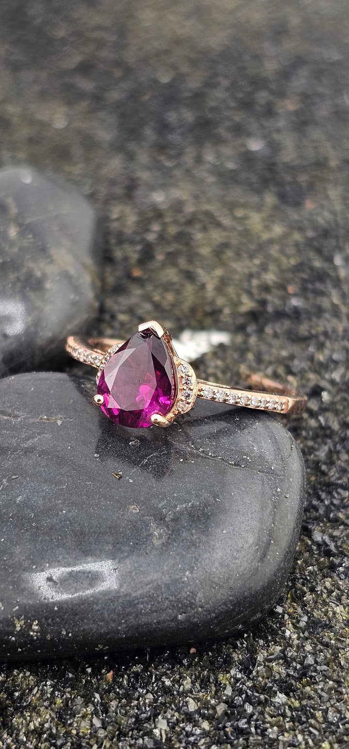 10K Rose Gold Rhodolite & Diamond Ring size 7