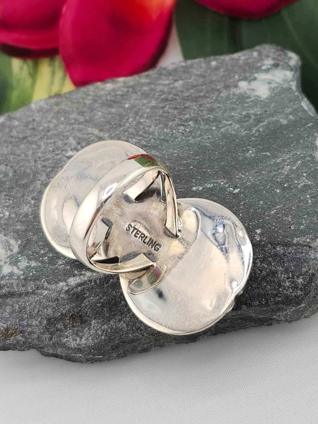 2 Stone Queen Conch Ring Size 7