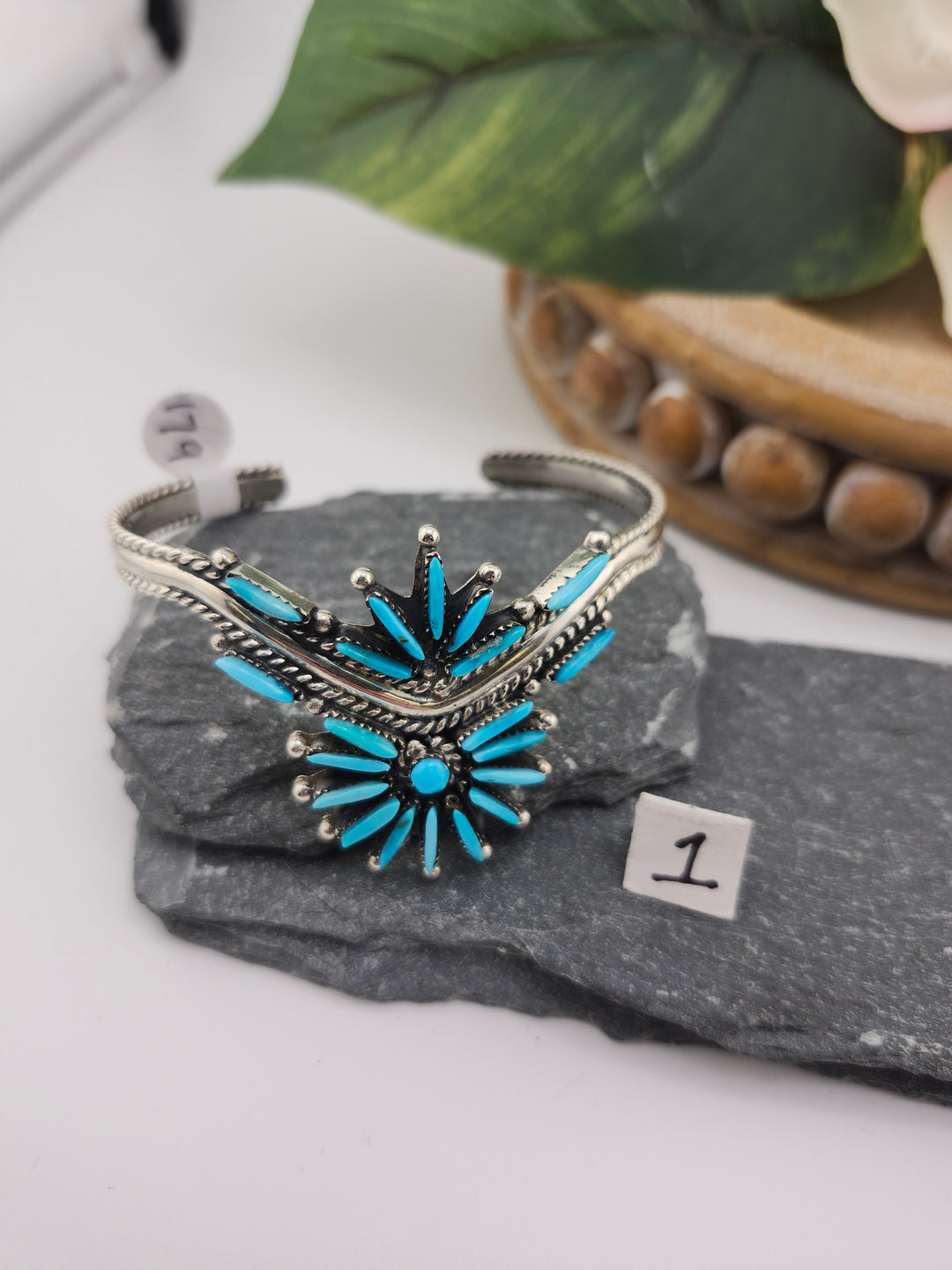 RESERVED FOR:   jc -12/04/2024 - 1 Sterling Silver Items