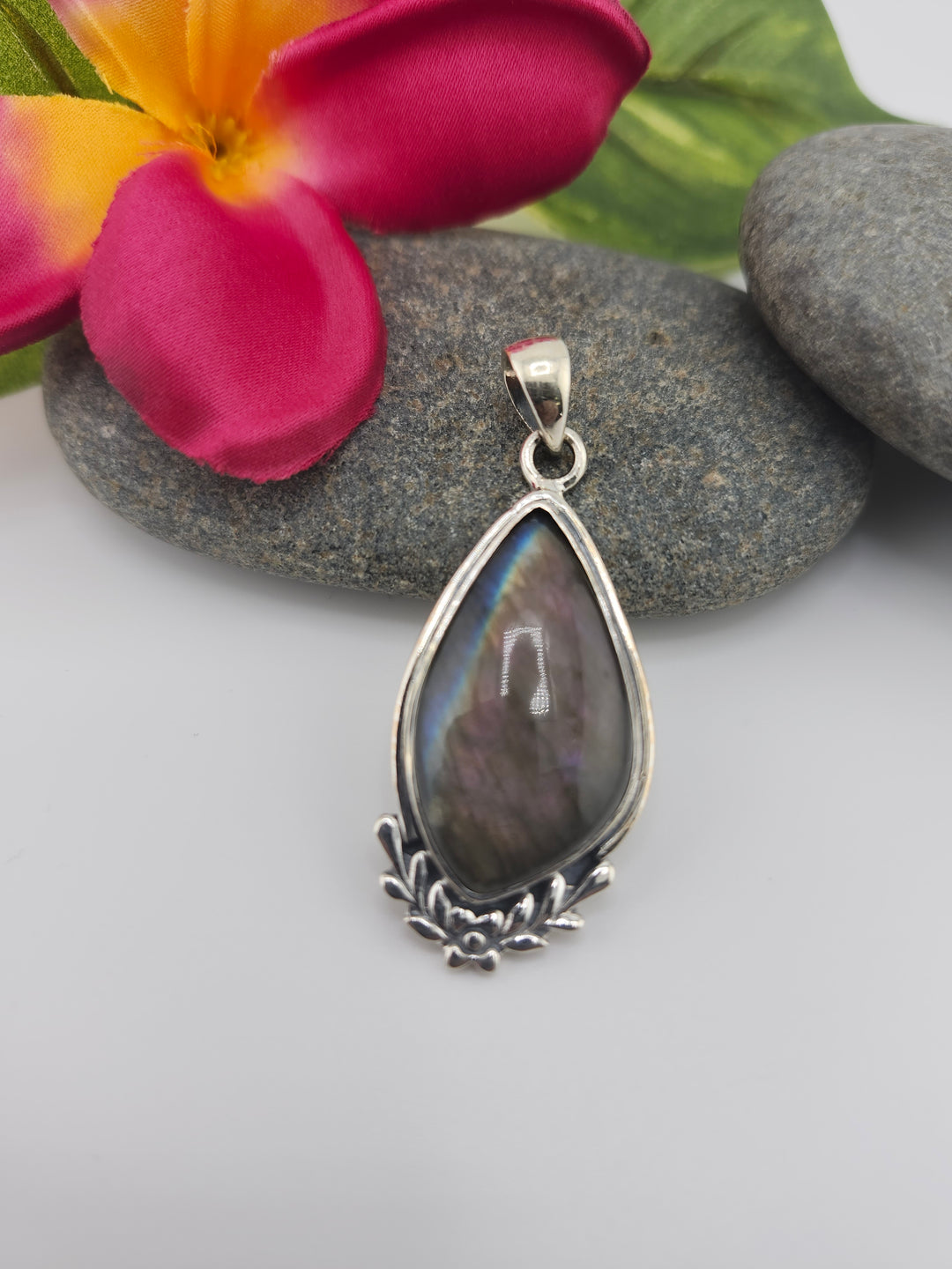 Purple Labradorite Pendant