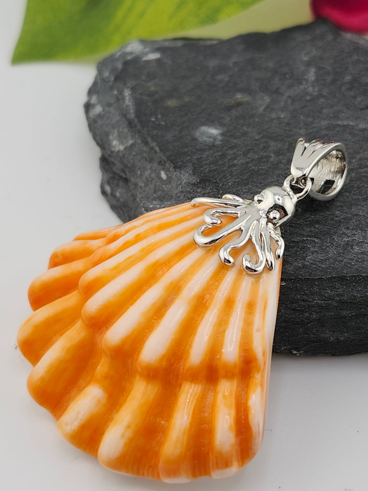 Carved Spiny Oyster Sea Shell Pendant
