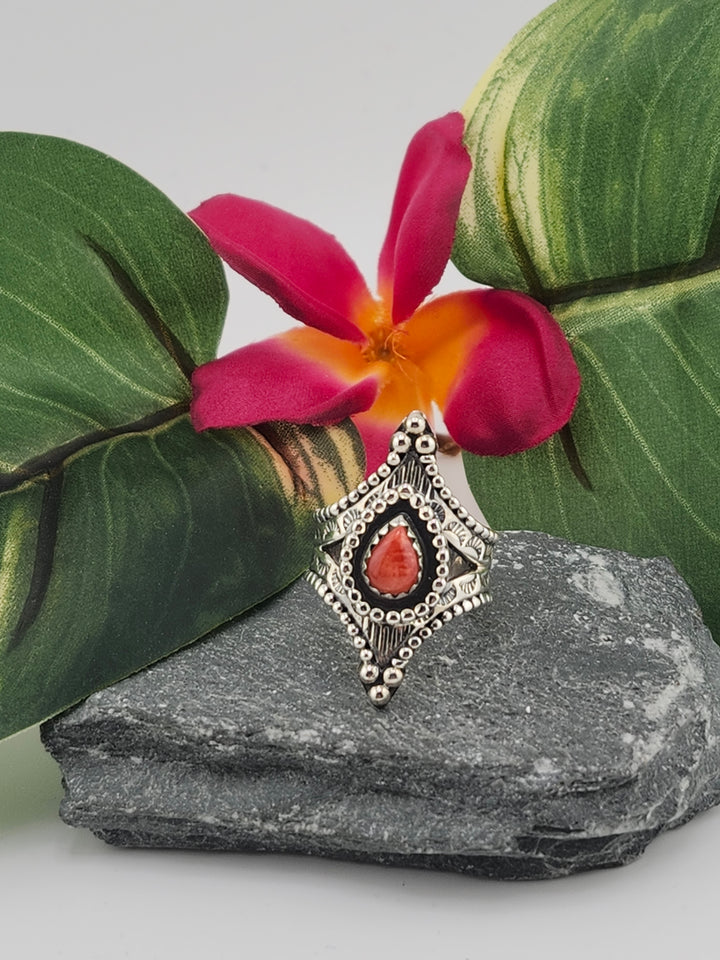 Marquee Red Spiny Oyster Ring Size 7