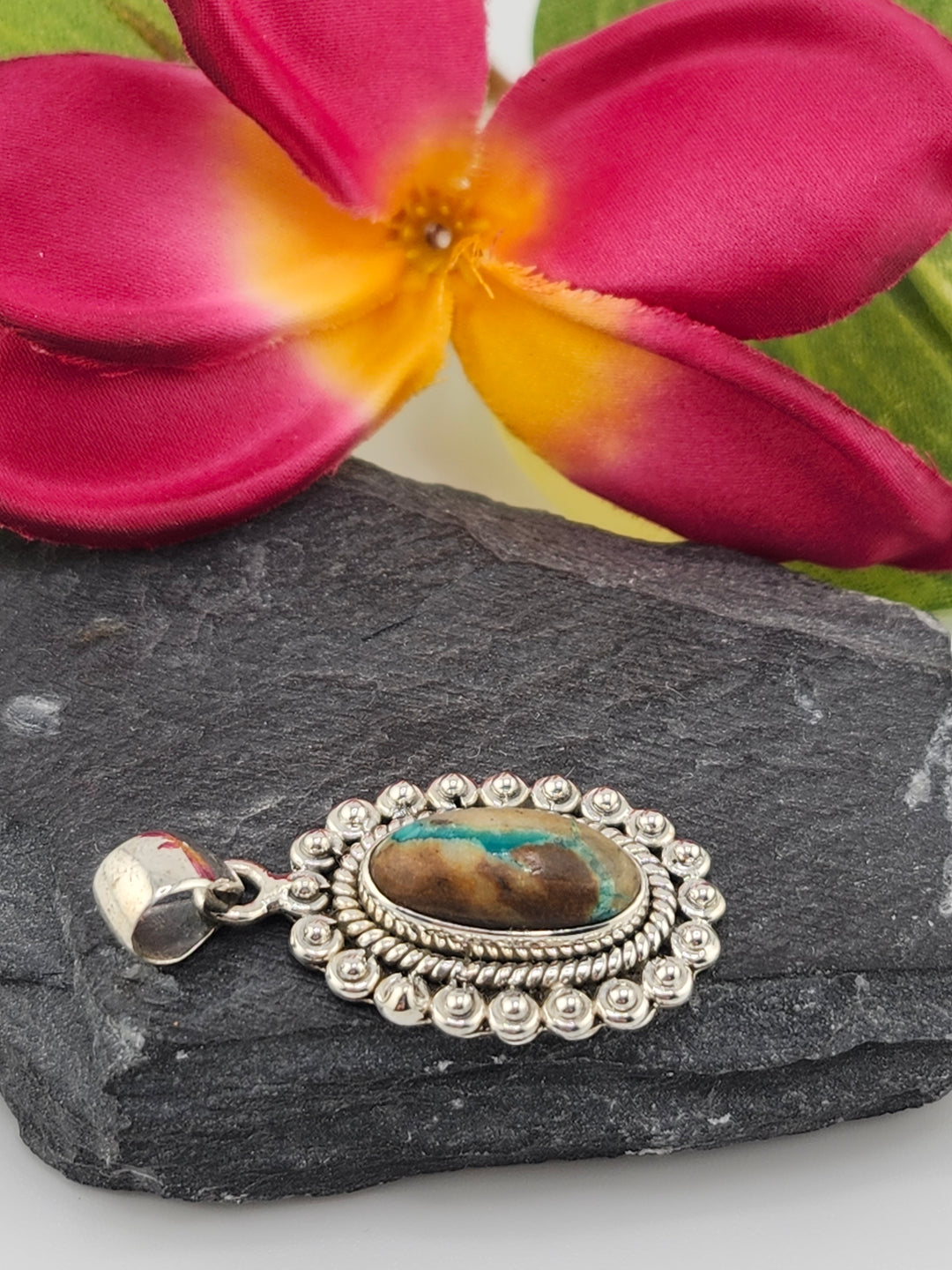 Royston Ribbon Turquoise Pendant