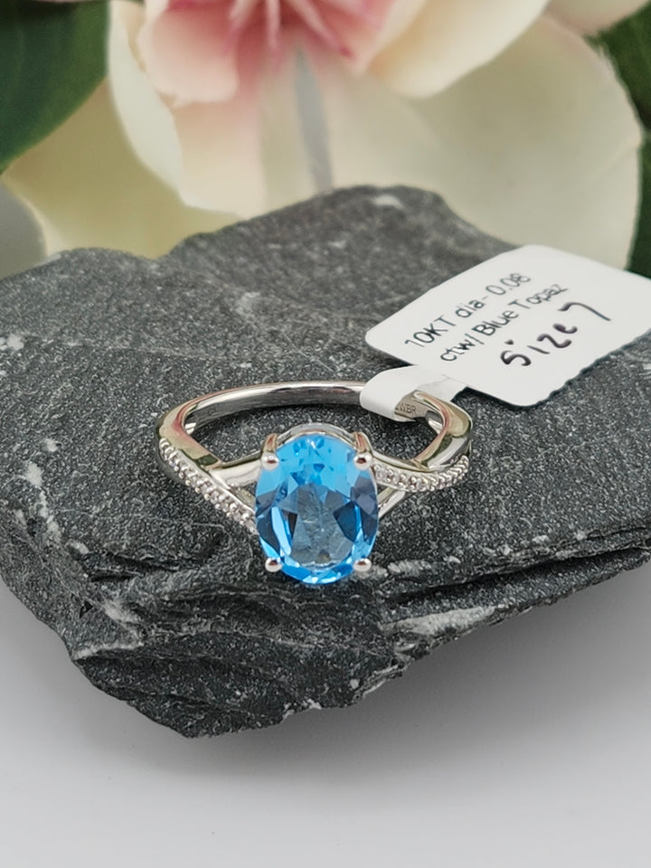 10K White Gold Diamond and Blue Topaz Ring
