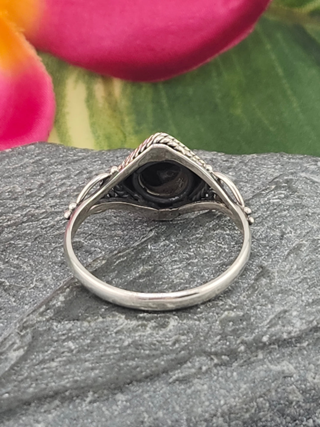 Black Onyx and 925 Sterling Silver Ring - Size 7.25