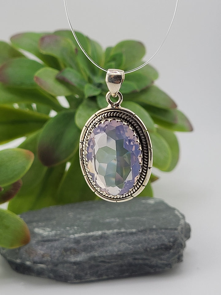 925 Sterling Silver Oval Lavender Quartz Pendant