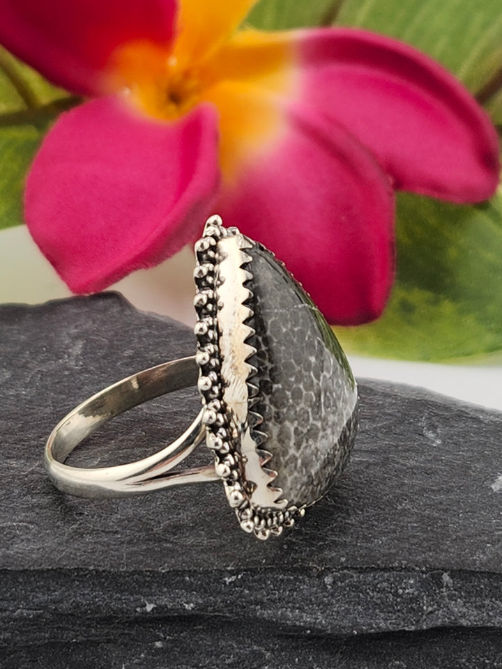 Stingray Coral Ring Size 10