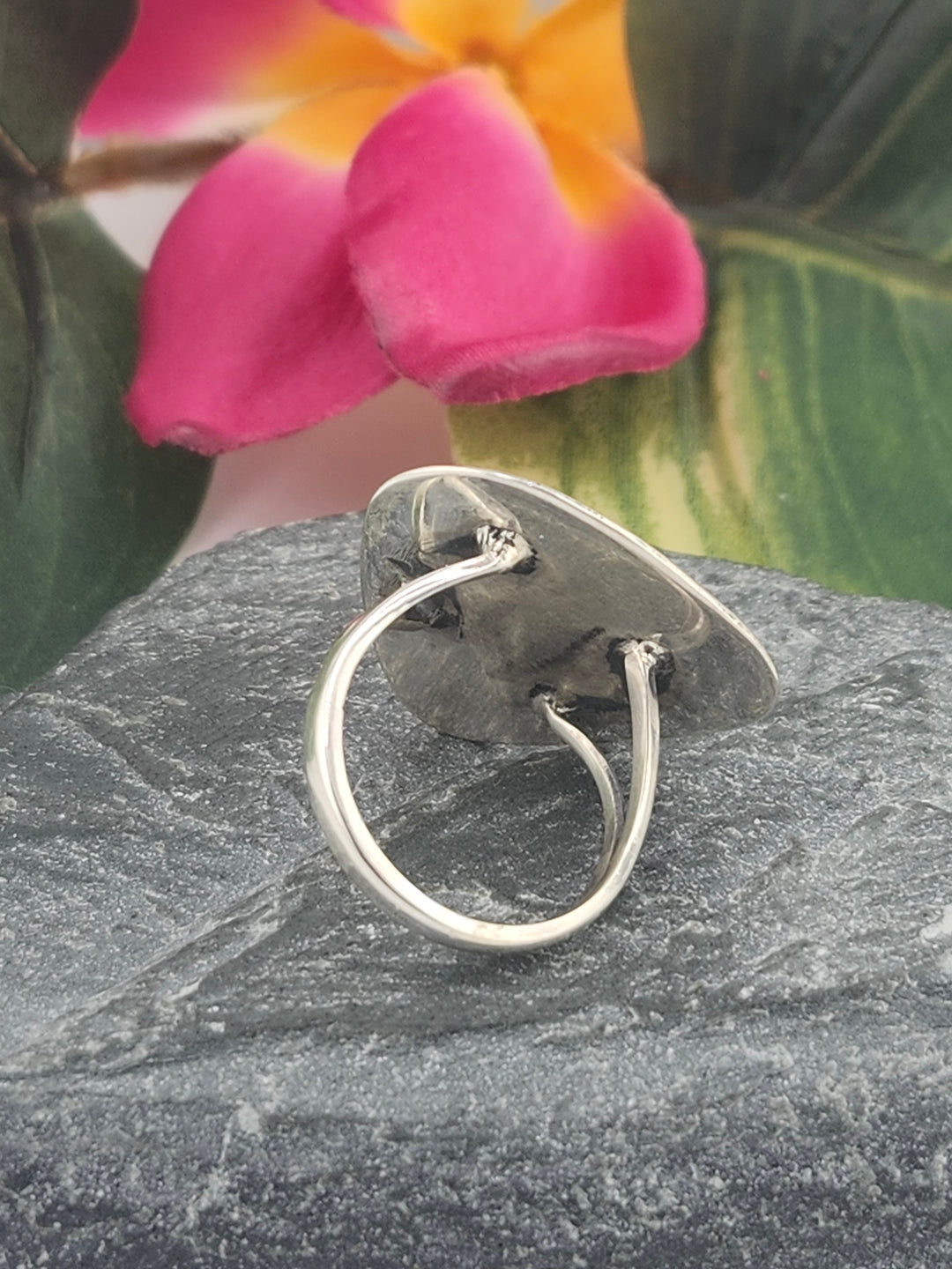 Italian Red Coral Bear Paw Print & 925 Sterling Silver Ring Size 9