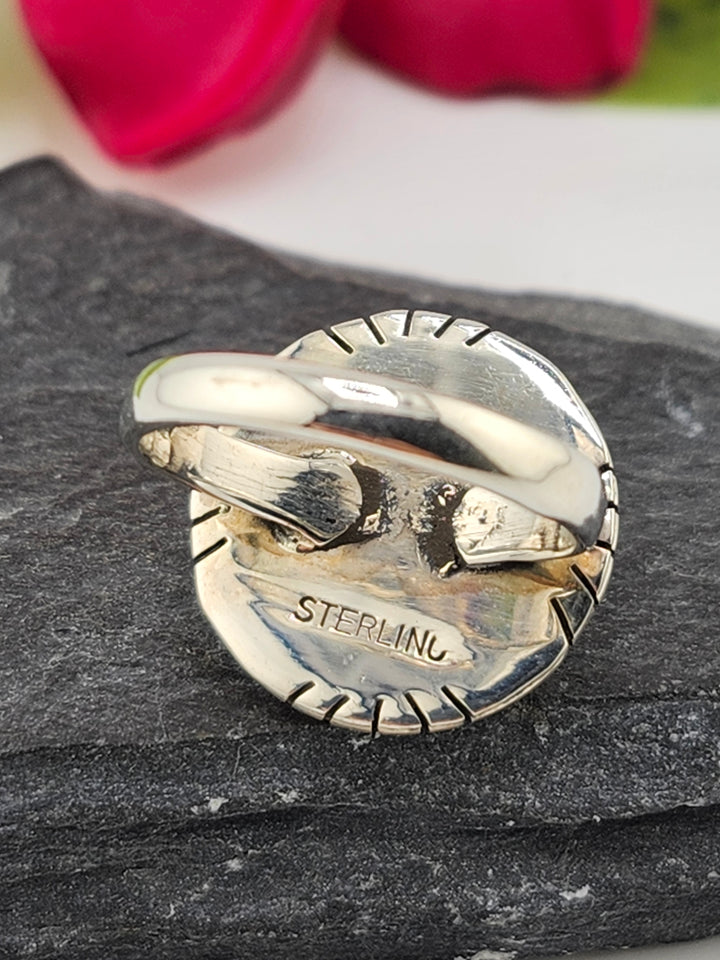 Round Spiny Oyster Ring Size 8