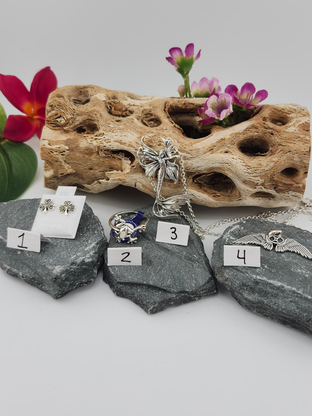 RESERVED FOR:  Lizalulu -12/12/2024 - 1 Sterling Silver Items