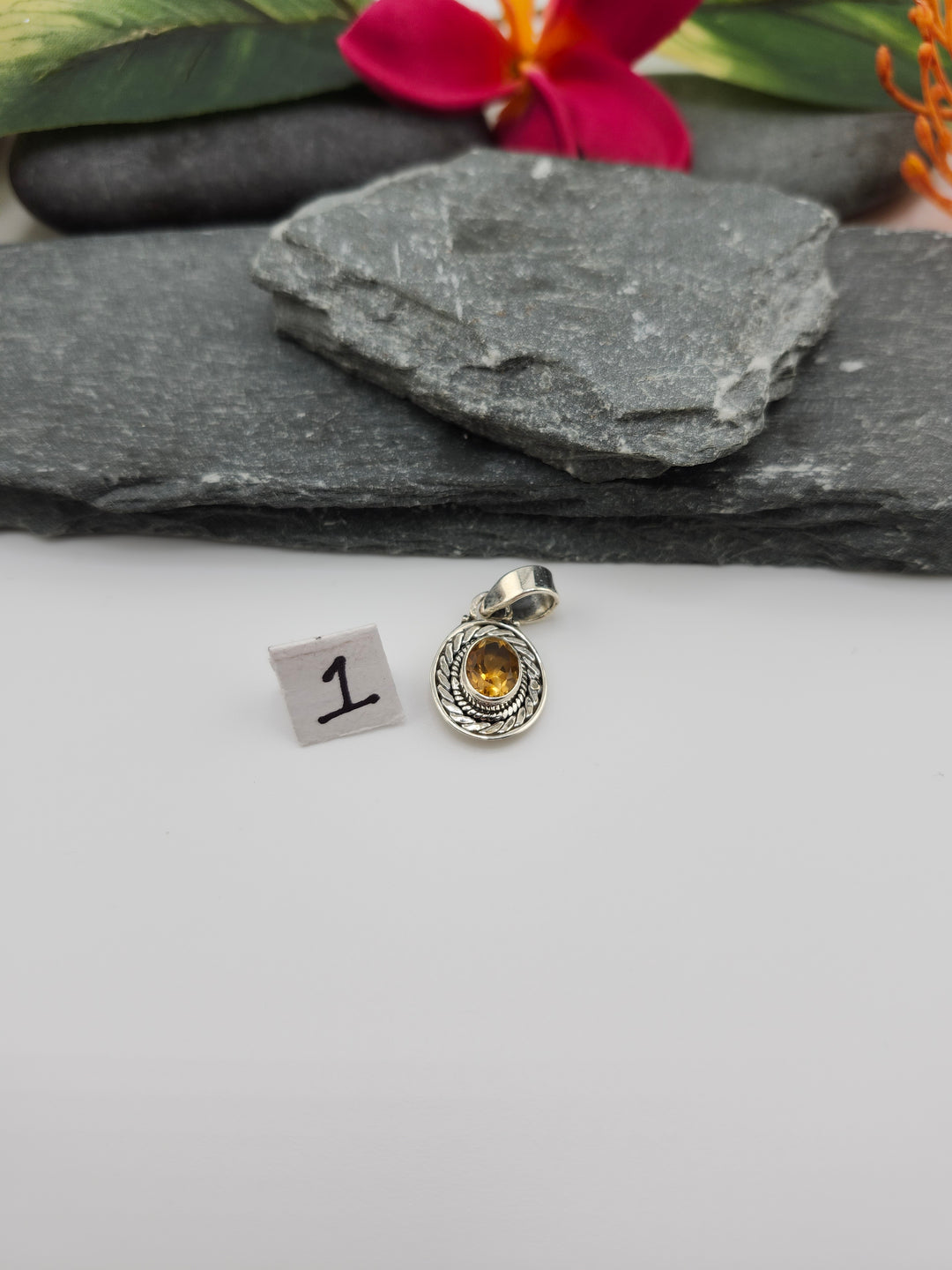 RESERVED FOR: Pamela Sue  -11/27/2024 -1 Sterling Silver Items