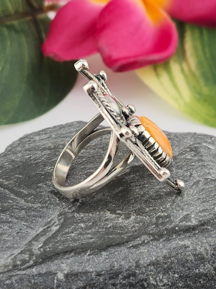 Orange Spiny Oyster Shell and 925 Sterling Silver Spider Ring - Size 7.25