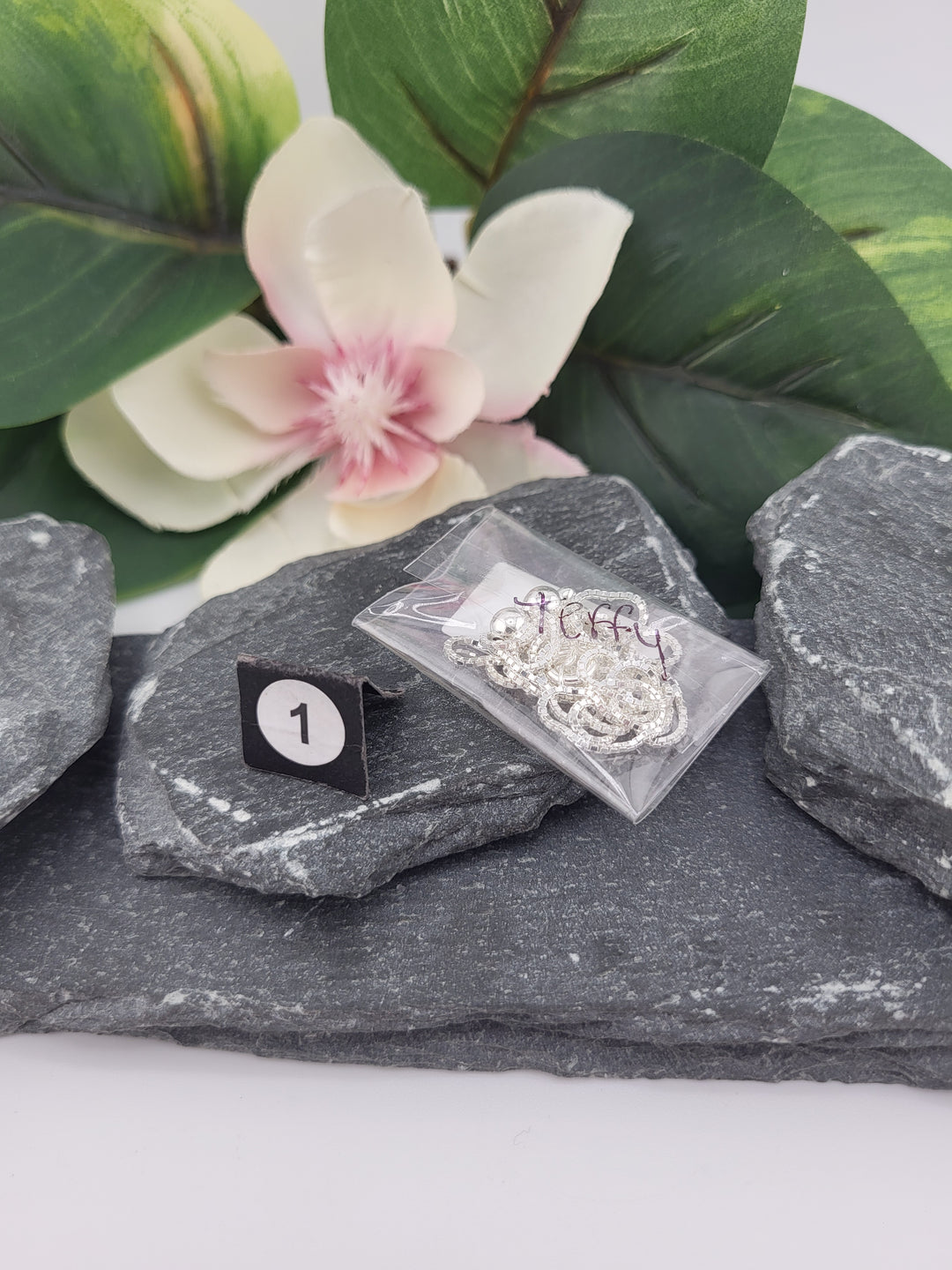 RESERVED FOR: Momma Red ~ Jen - 1/31/2025 Show - 1 Sterling Silver Item