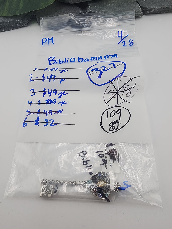 Bibliobamama - 4/28/26 PM - 1 925 Sterling Silver Items
