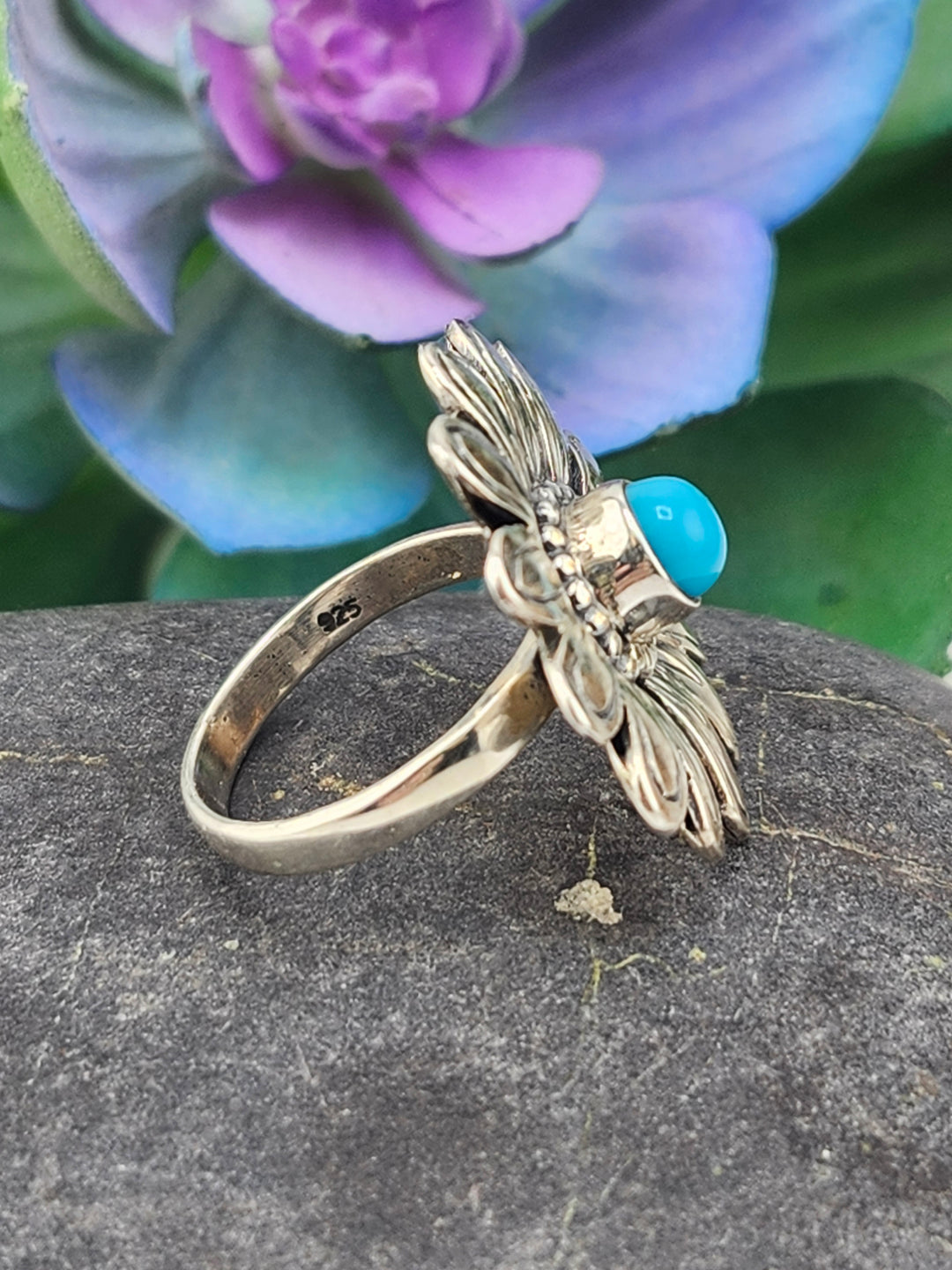 Kingman Turquoise and 925 Sterling Silver Flower Ring - Size 6.25