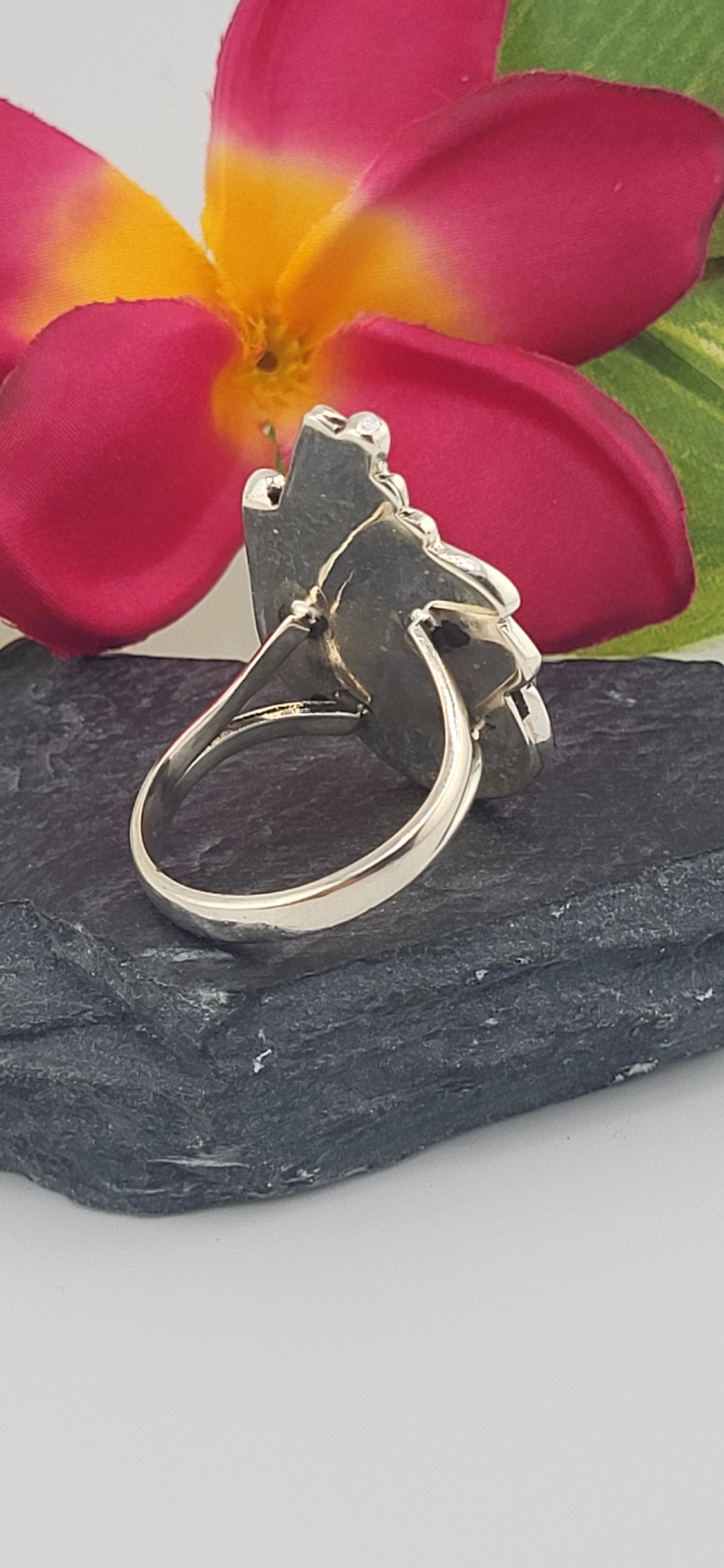 Turquoise and 925 Sterling Silver Ring Size 10