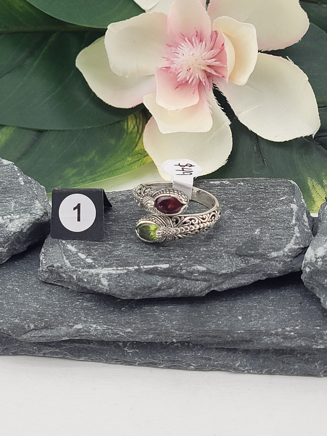 RESERVED FOR: Cesar -12/27/2024 - 1 Sterling Silver Items