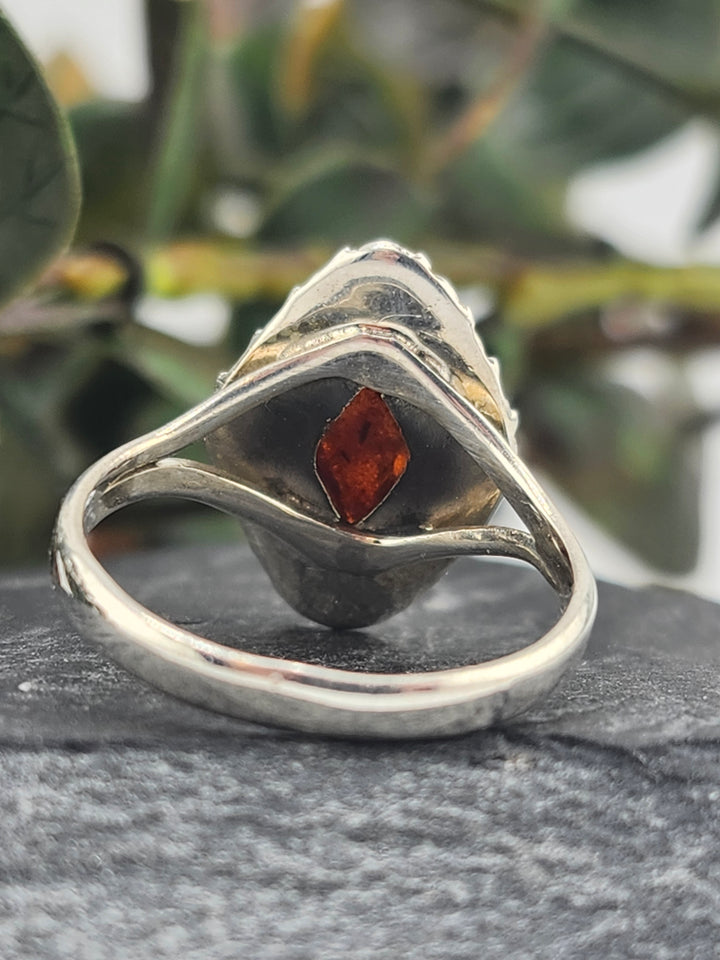 Baltic Amber and 925 Sterling Silver Ring - Size 6.25