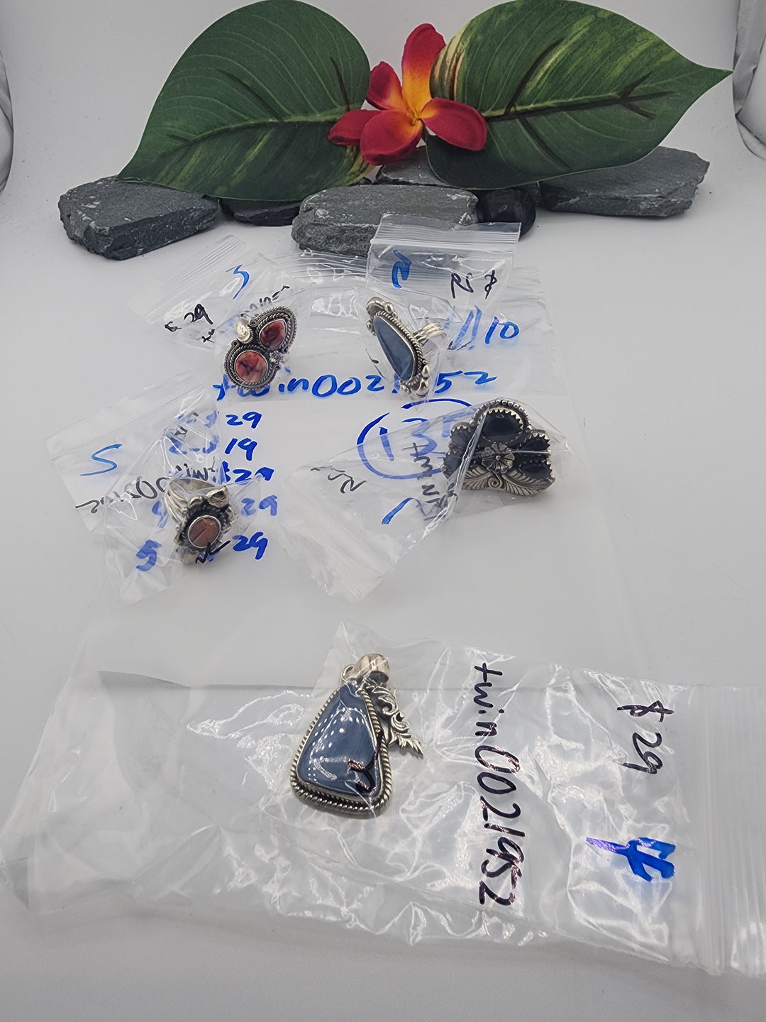 twin0021952 - 4/10/26 PM - 5 925 Sterling Silver Items