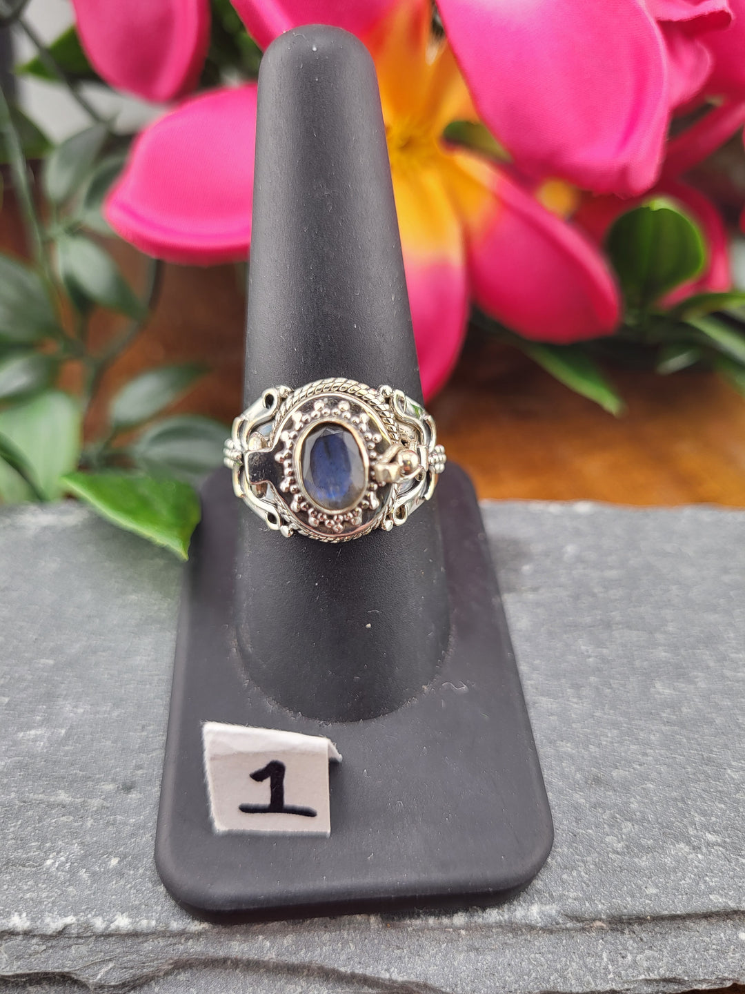 RESERVED FOR:  Bri✨-10/20/2024 -  1 Sterling Silver Items