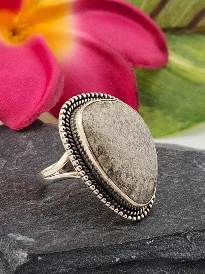 Stingray Coral Ring Size 7