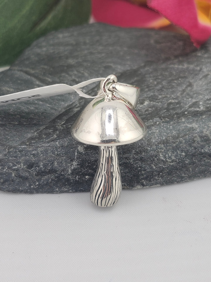 Designer SOMS 925 Sterling Silver Mushroom Pendant