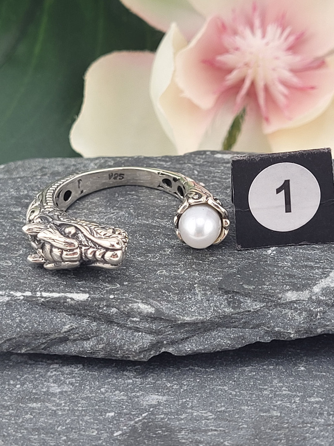 RESERVED FOR: Molly🌸 - 1/14/2025 AM Show - 1 Sterling Silver Item