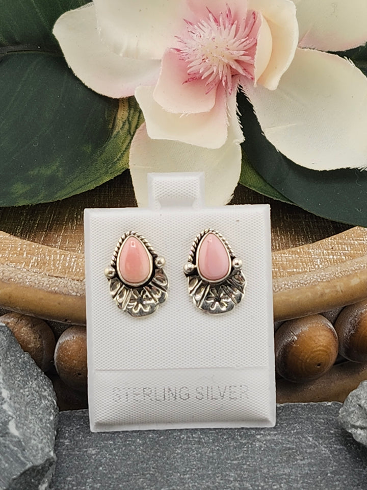 Southwest Queen Conch Post Back Studs